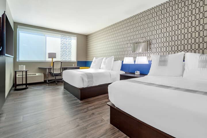 Room 5 of 27