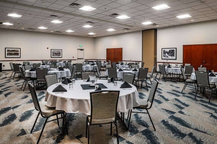 Meeting facility