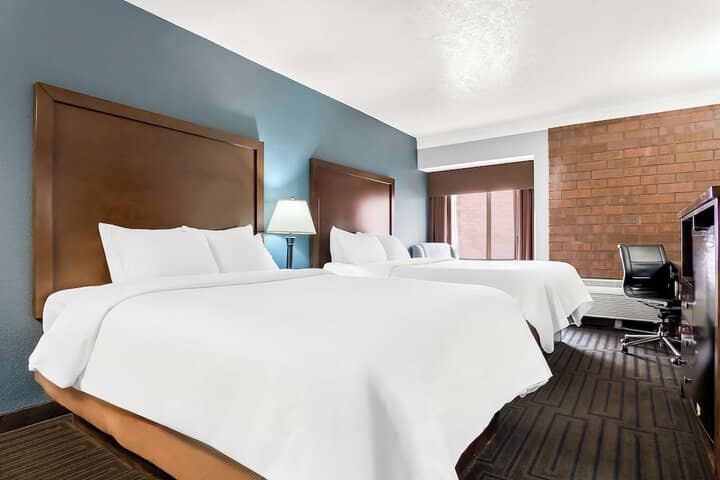 Room 16 of 43