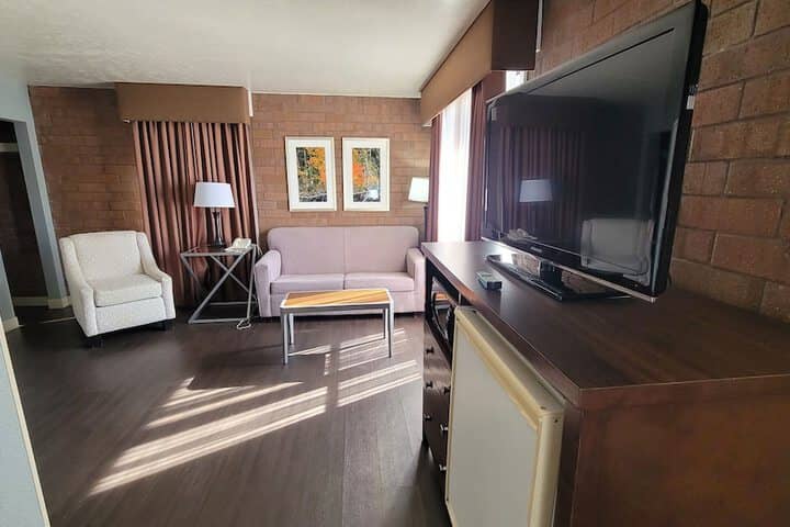 Room 20 of 43