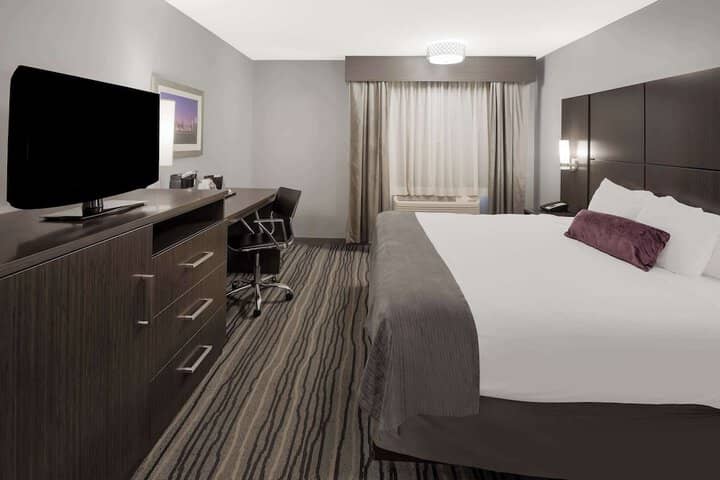 Room 15 of 27